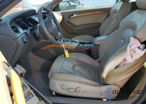 2010 Audi A5 Premium Plus из США, поврежденный, VIN WAULFAFH0AN025108